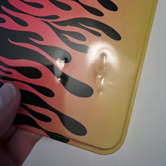 Flames Tin Lunch Box - Picture 4 of 7